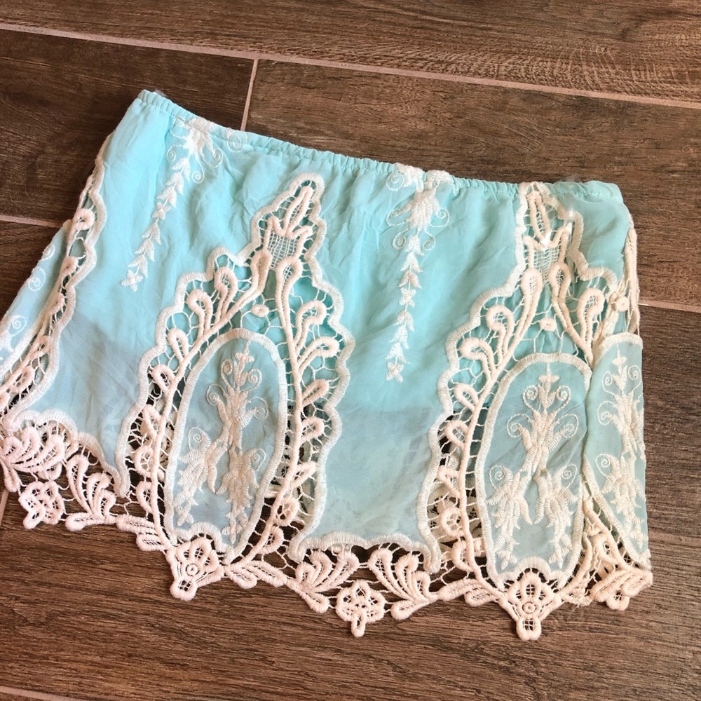 Light blue and white tube top
